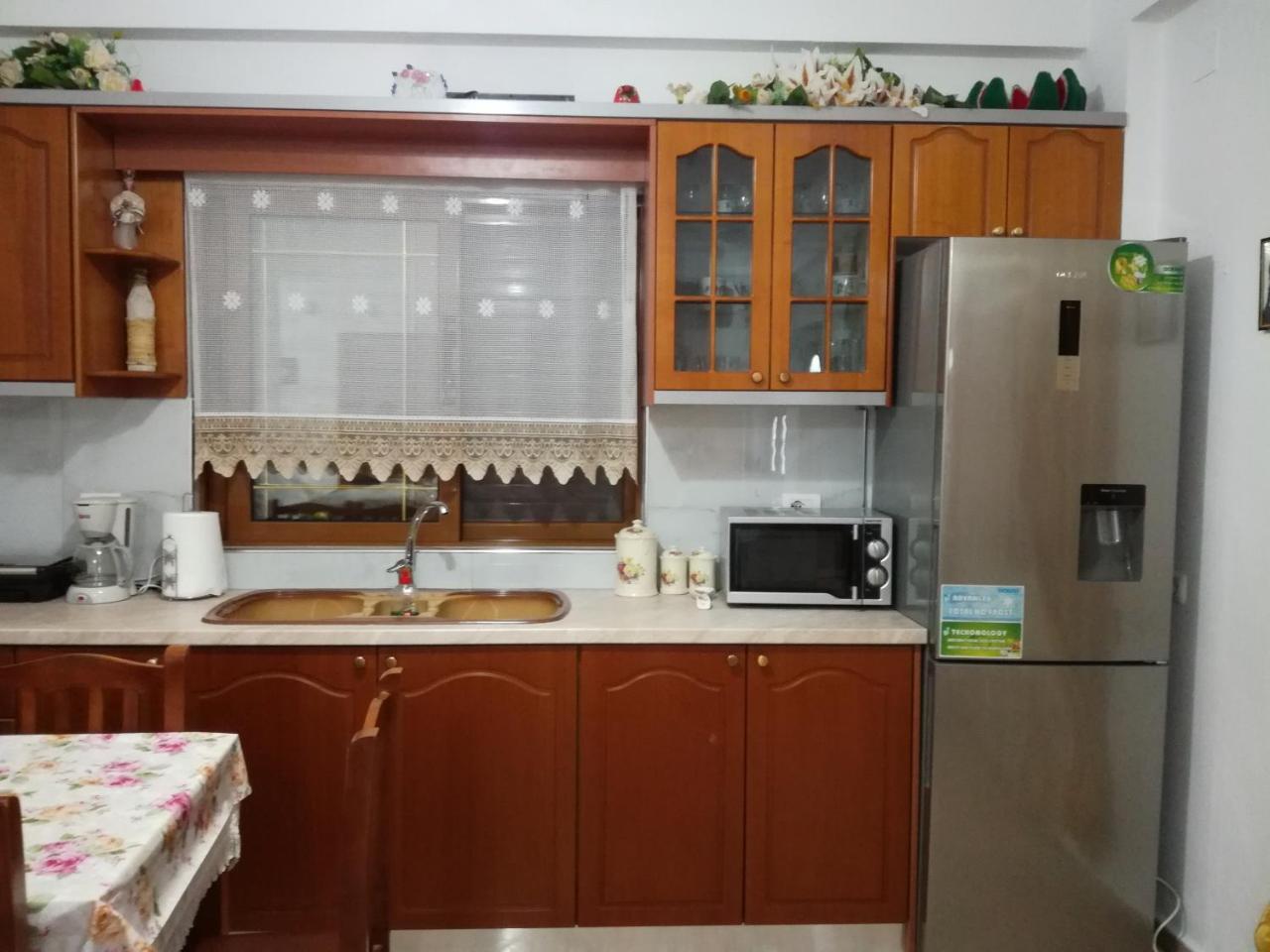 Jonny Guesthouse Ksamil Exterior photo