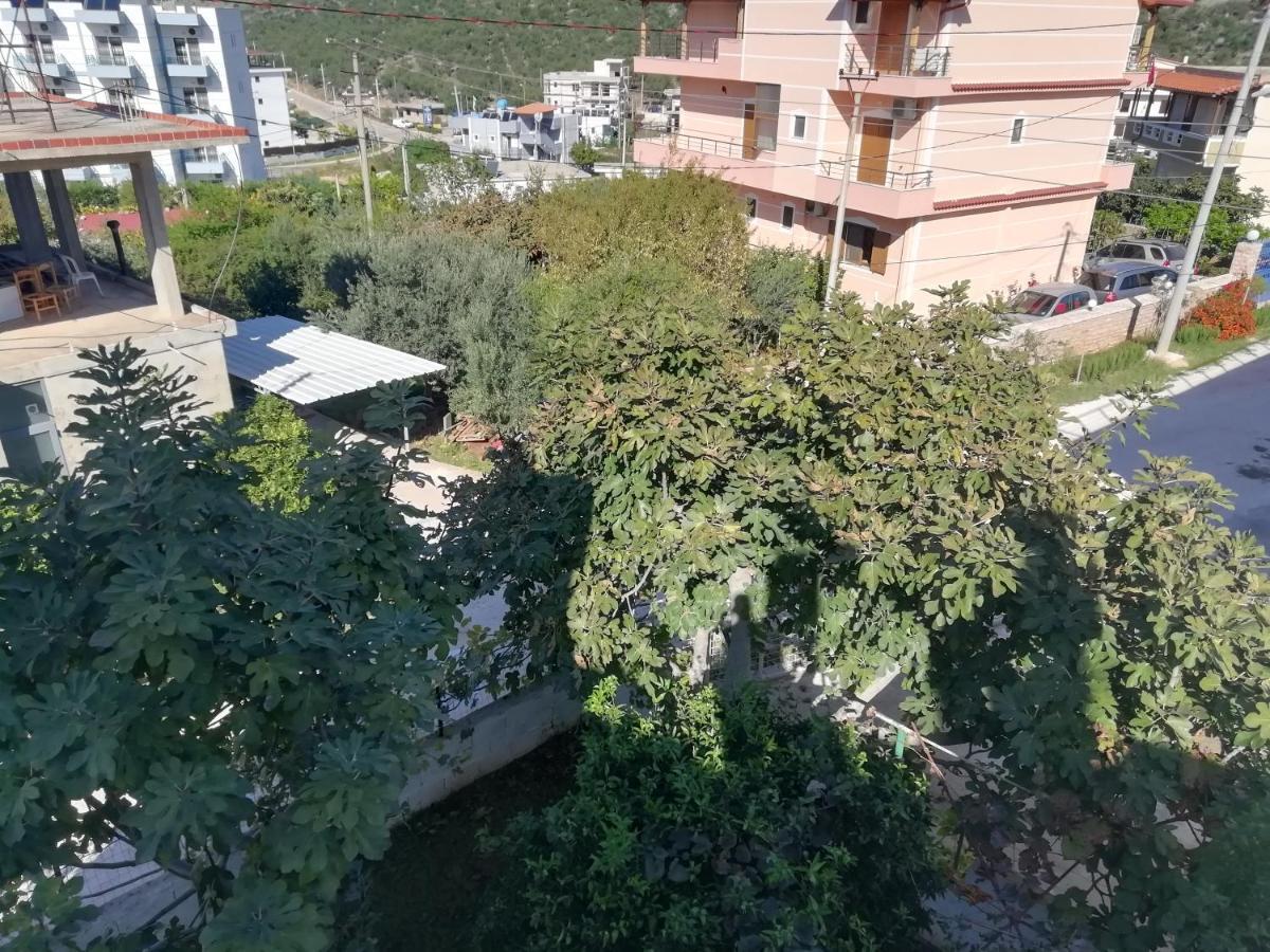 Jonny Guesthouse Ksamil Exterior photo